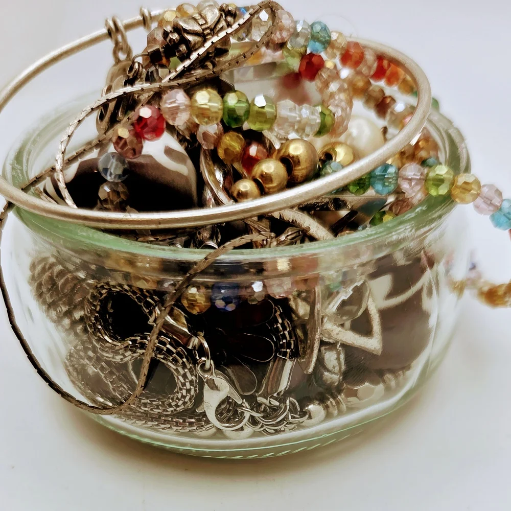 Jewelry Jar - Bundle - JK by Thirty-One, Silver Bangles & Crystals - Picture 2 of 5